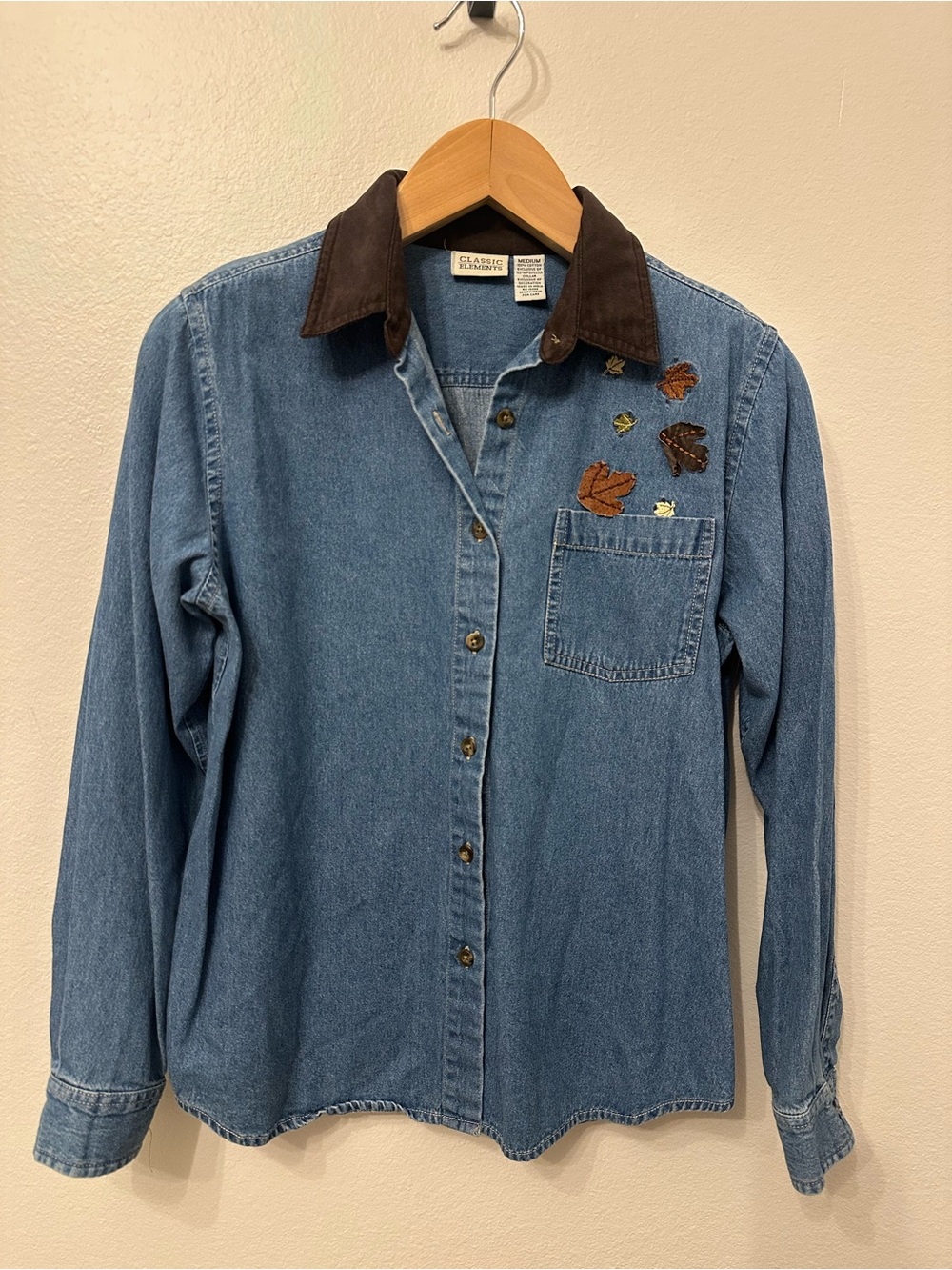Classic Elements Granny Core Denim Shirt with Brown Collar and Leaf Embroidery